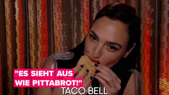 go to Gal Gadot staunt, wie lecker Taco Bell ist