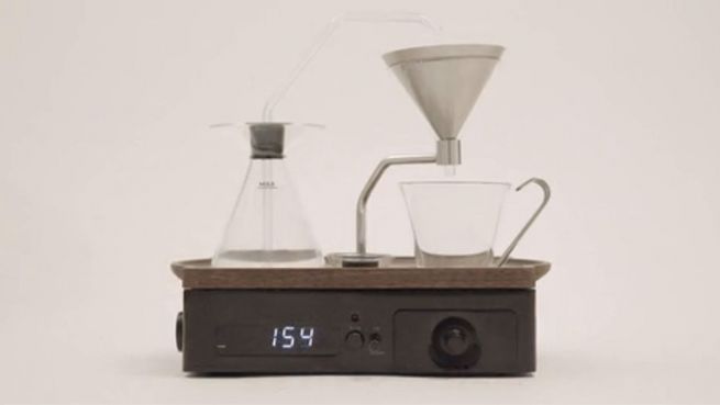 go to Nie wieder morgens müde: Wecker weckt mit Kaffee